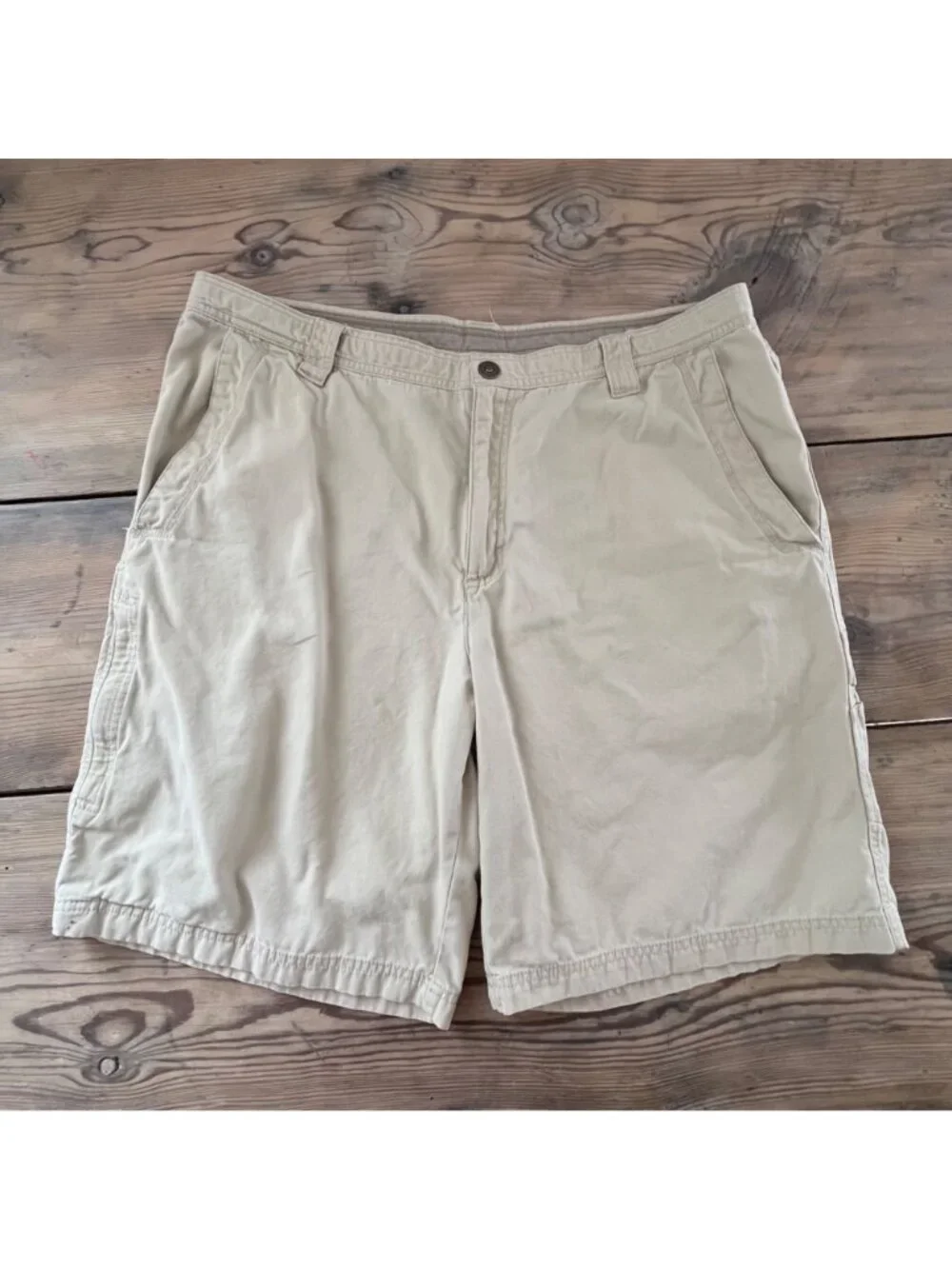 Columbia Cargo Shorts Mens 40X11 Tan Canvas Omnishield